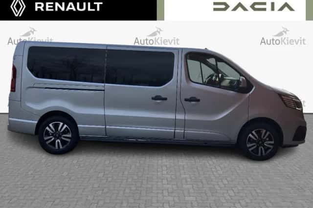 Renault Trafic (2024) thumbnail 5