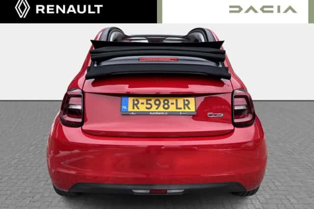 Fiat 500e (2022) thumbnail 6