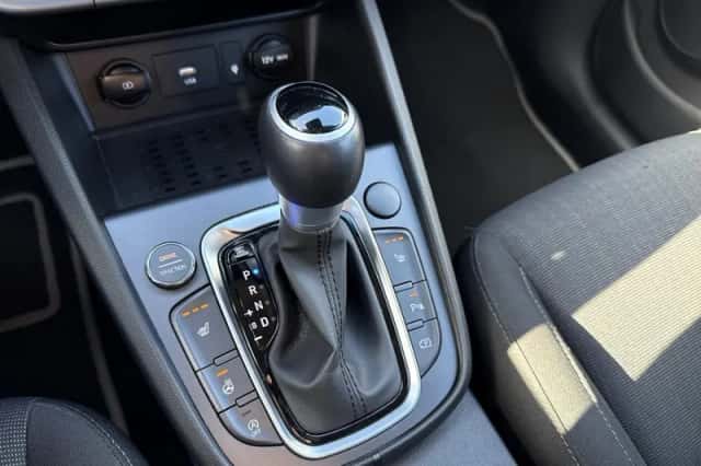 Hyundai Kona (2022) thumbnail 16