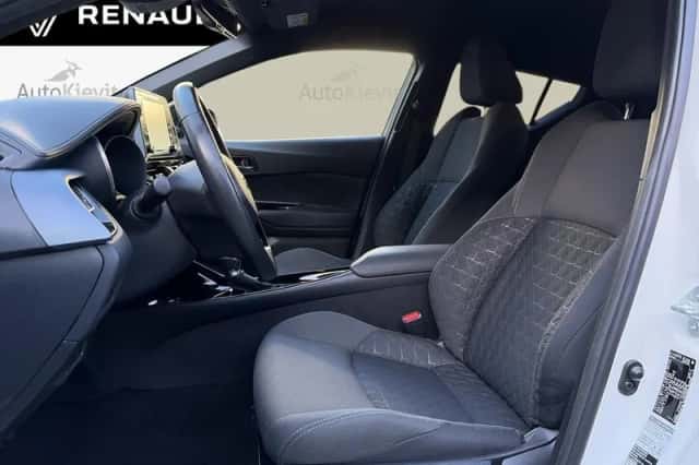Toyota C-HR (2022) thumbnail 20