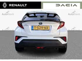 Toyota C-HR (2022) thumbnail 6