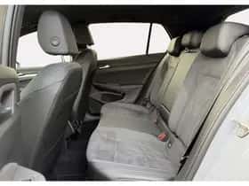 Volkswagen Golf (2024) thumbnail 13