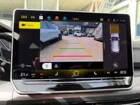 Volkswagen Golf (2024) thumbnail 21
