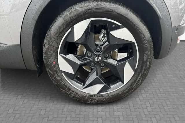 Renault Captur (2026) thumbnail 11