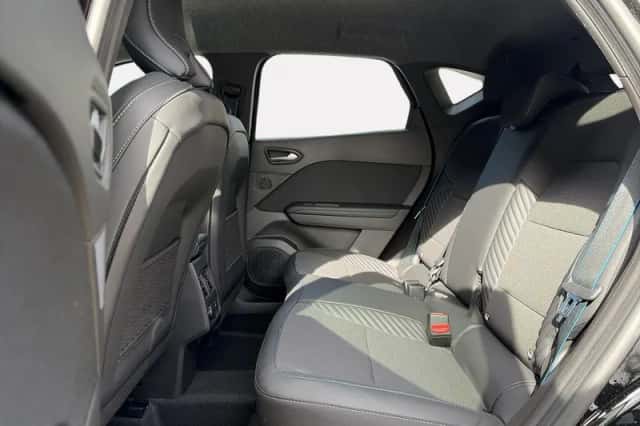 Renault Captur (2026) thumbnail 11