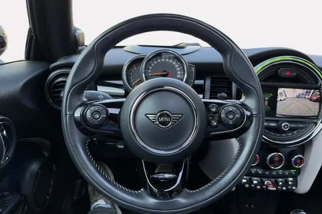 MINI Cooper (2019) thumbnail 20