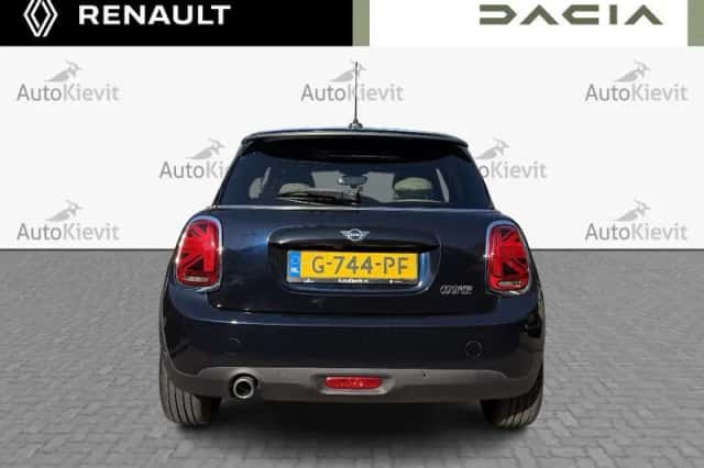 MINI Cooper (2019) thumbnail 7