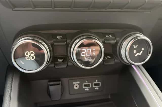 Renault Clio (2021) thumbnail 19