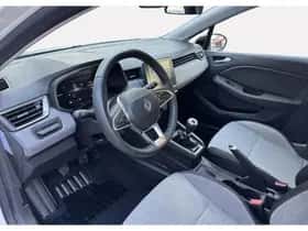 Renault Clio (2024) thumbnail 11