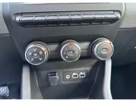 Renault Clio (2024) thumbnail 18