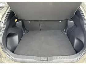 Toyota Yaris Cross (2024) thumbnail 12