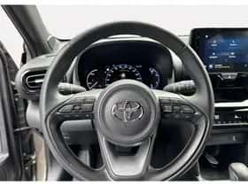 Toyota Yaris Cross (2024) thumbnail 16