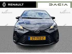 Toyota Yaris (2019) thumbnail 2
