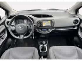Toyota Yaris (2019) thumbnail 13
