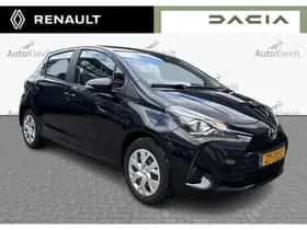 Toyota Yaris (2019) thumbnail 3