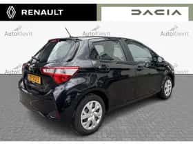 Toyota Yaris (2019) thumbnail 5