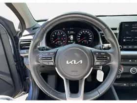 Kia Stonic (2023) thumbnail 21