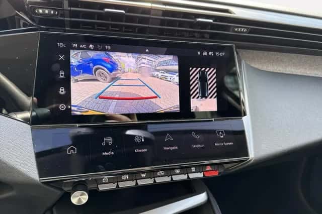 Peugeot 308 (2023) thumbnail 18