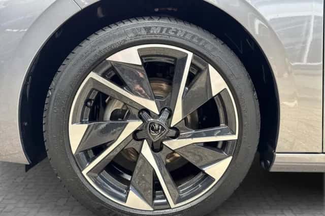 Peugeot 308 (2023) thumbnail 9
