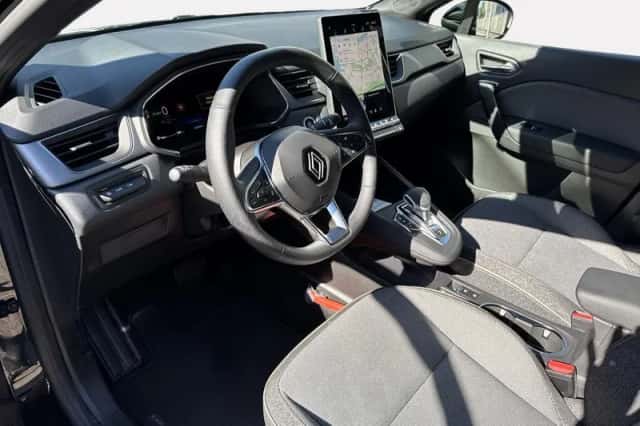 Renault Captur (2025) thumbnail 10