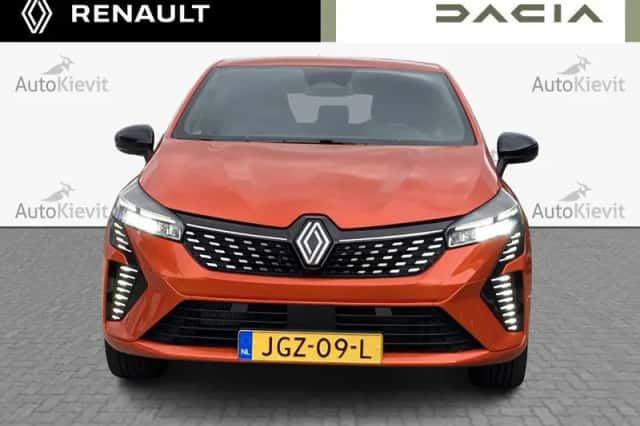 Renault Clio (2025) thumbnail 2
