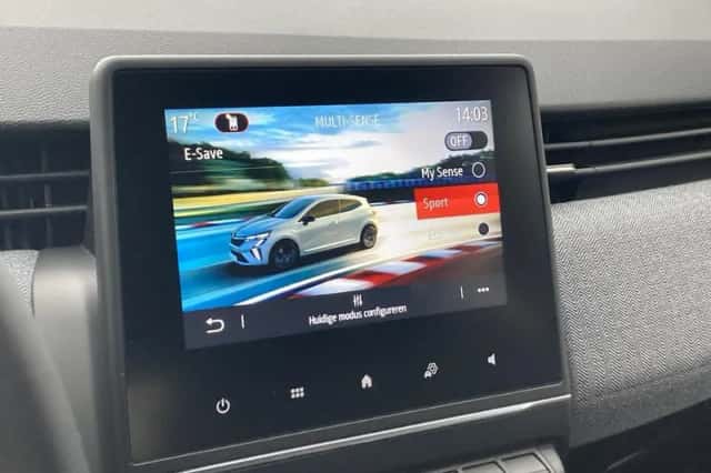 Renault Clio (2025) thumbnail 24