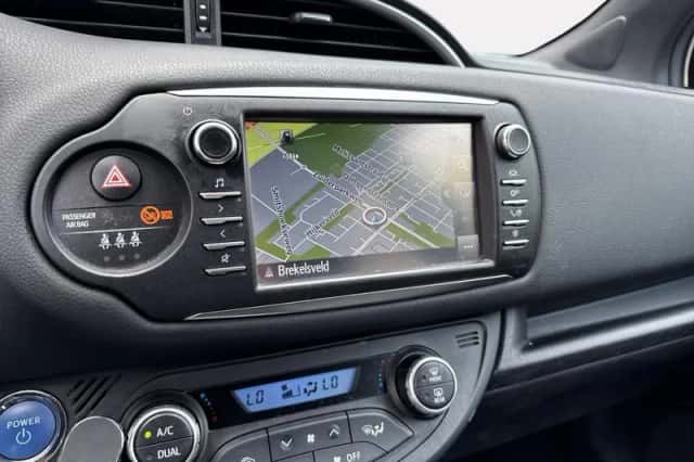 Toyota Yaris (2018) thumbnail 25