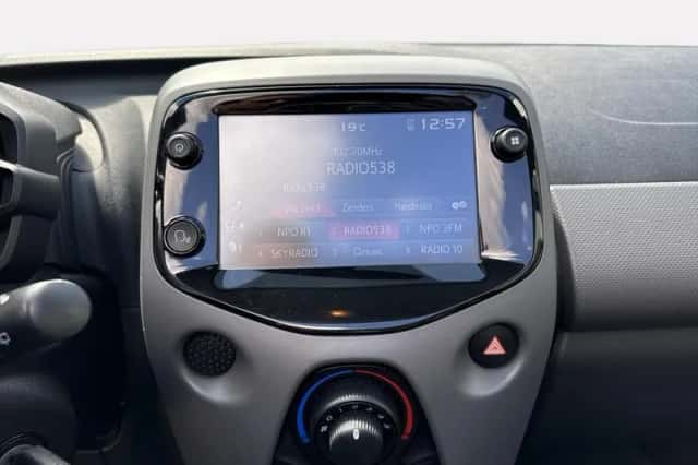 Peugeot 108 (2018) thumbnail 24