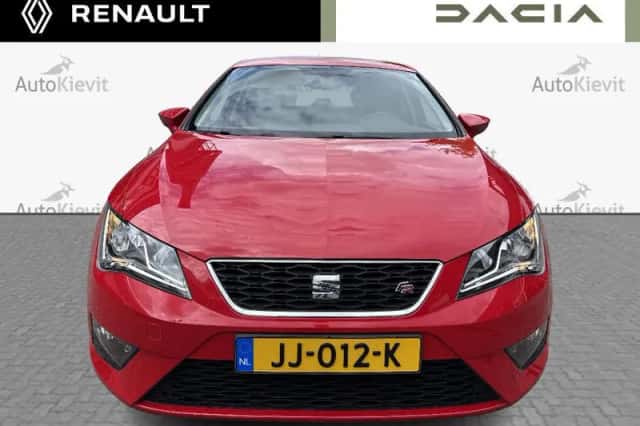 SEAT Leon (2015) thumbnail 2