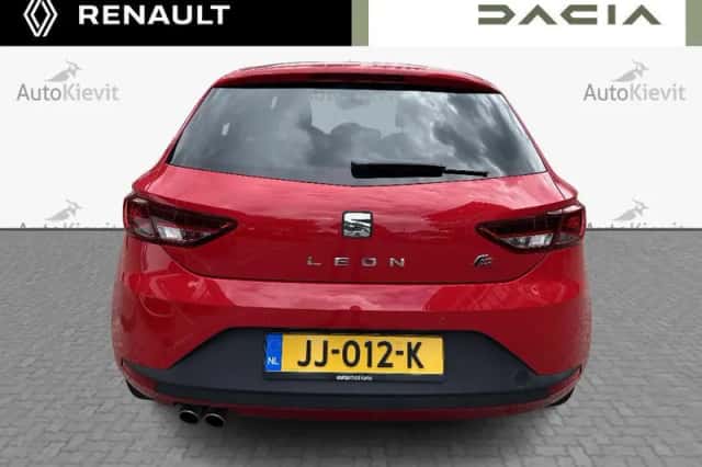 SEAT Leon (2015) thumbnail 6