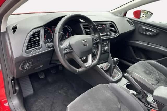 SEAT Leon (2015) thumbnail 10