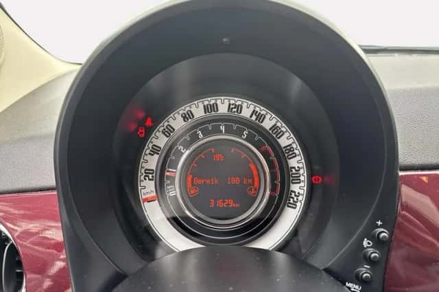 Fiat 500 (2019) thumbnail 17