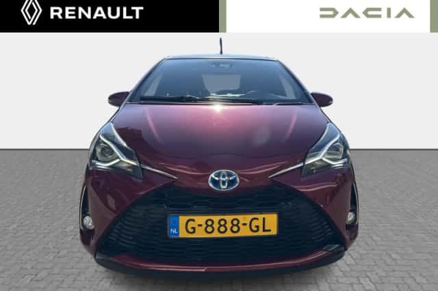 Toyota Yaris (2019) thumbnail 2