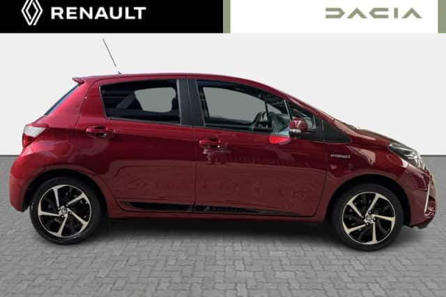 Toyota Yaris (2019) thumbnail 4