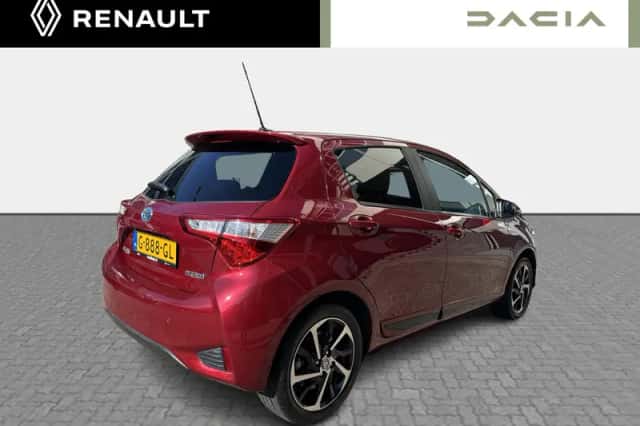 Toyota Yaris (2019) thumbnail 5