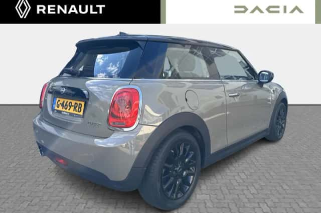 MINI Cooper (2019) thumbnail 5