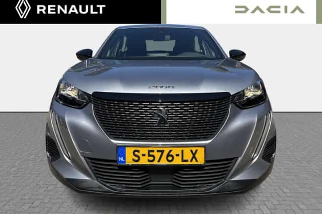 Peugeot 2008 (2023) thumbnail 2
