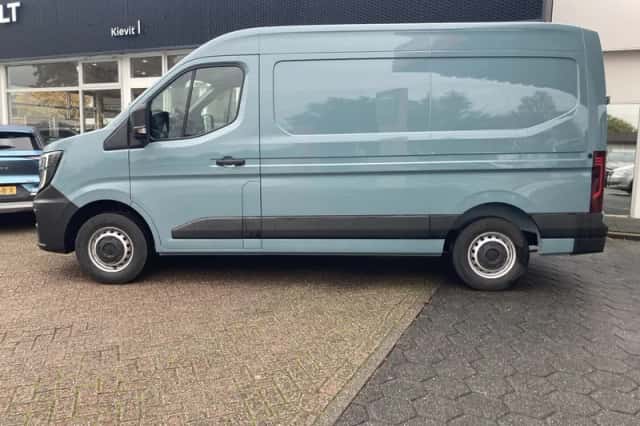 Renault Master (2024) thumbnail 9