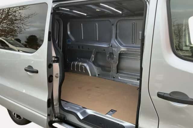 Renault Trafic (2024) thumbnail 11
