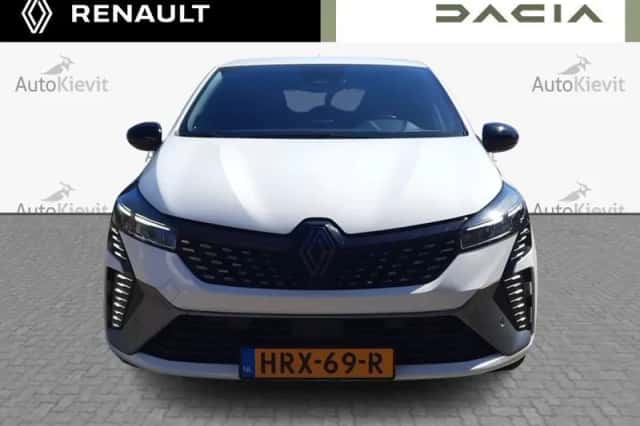 Renault Clio (2024) thumbnail 2
