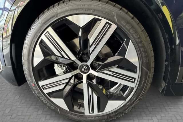 Renault Mégane E-Tech (2026) thumbnail 6