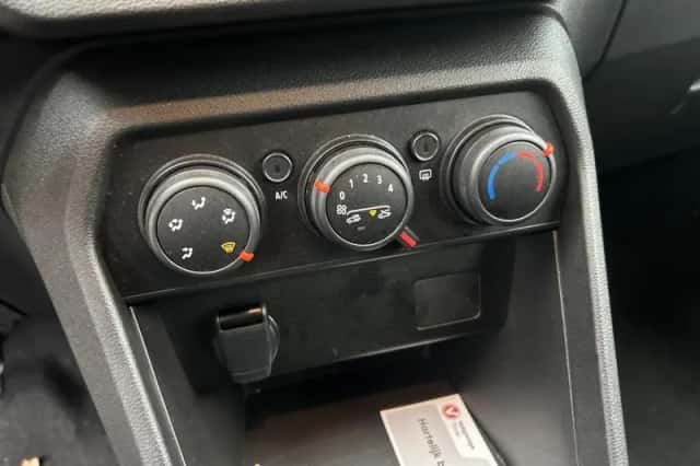 Dacia Sandero (2024) thumbnail 24