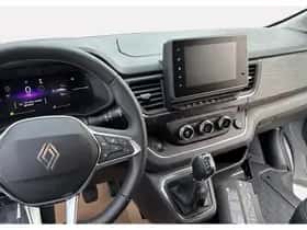 Renault Trafic (2024) thumbnail 13