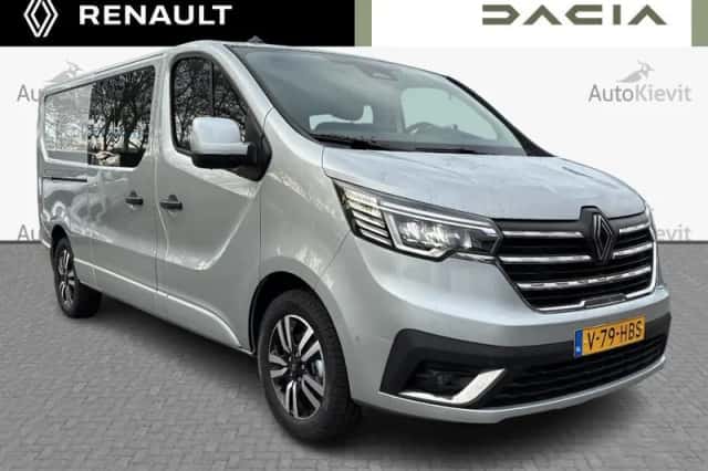 Renault Trafic (2024) thumbnail 3