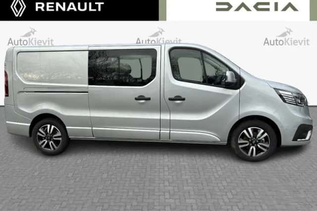 Renault Trafic (2024) thumbnail 4