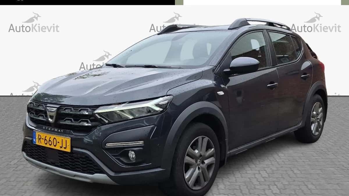 Dacia Sandero Stepway (2022) — foto 1