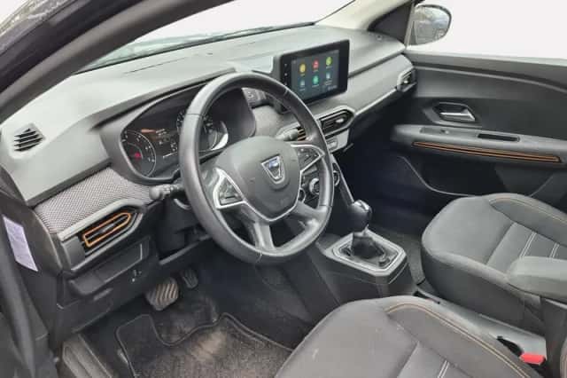 Dacia Sandero Stepway (2022) thumbnail 10