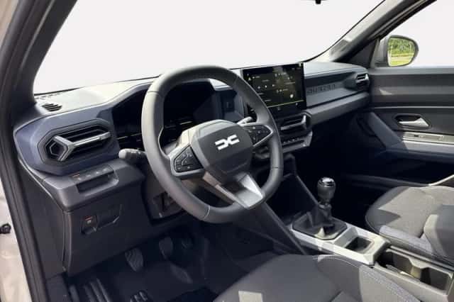 Dacia Duster (2025) thumbnail 2