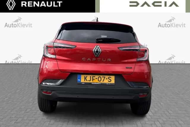 Renault Captur (2026) thumbnail 6