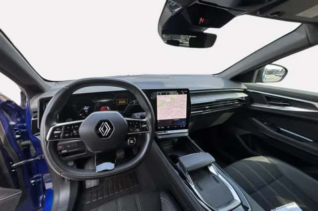 Renault Austral (2023) thumbnail 5